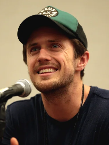Pierce Brown